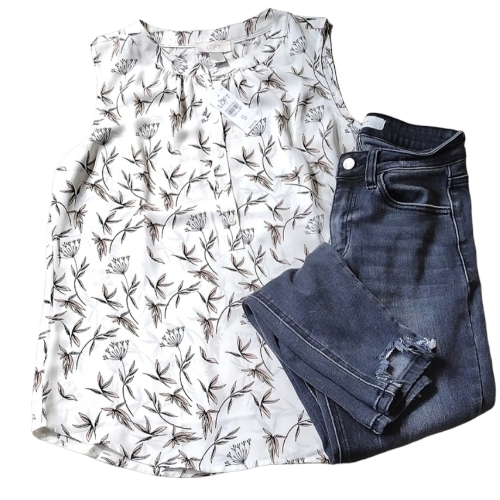 Loft lightweight neutral floral button tank top